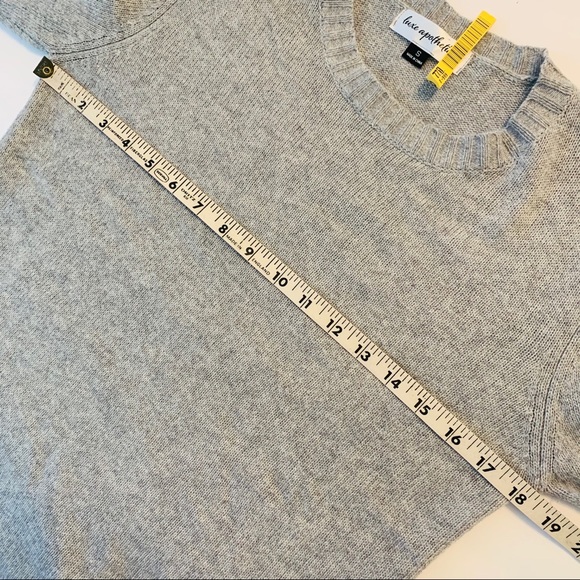 LUXE APOTHETIQUE Bell Sleeve Crewneck Sweater Gray Size Small - Picture 4 of 5
